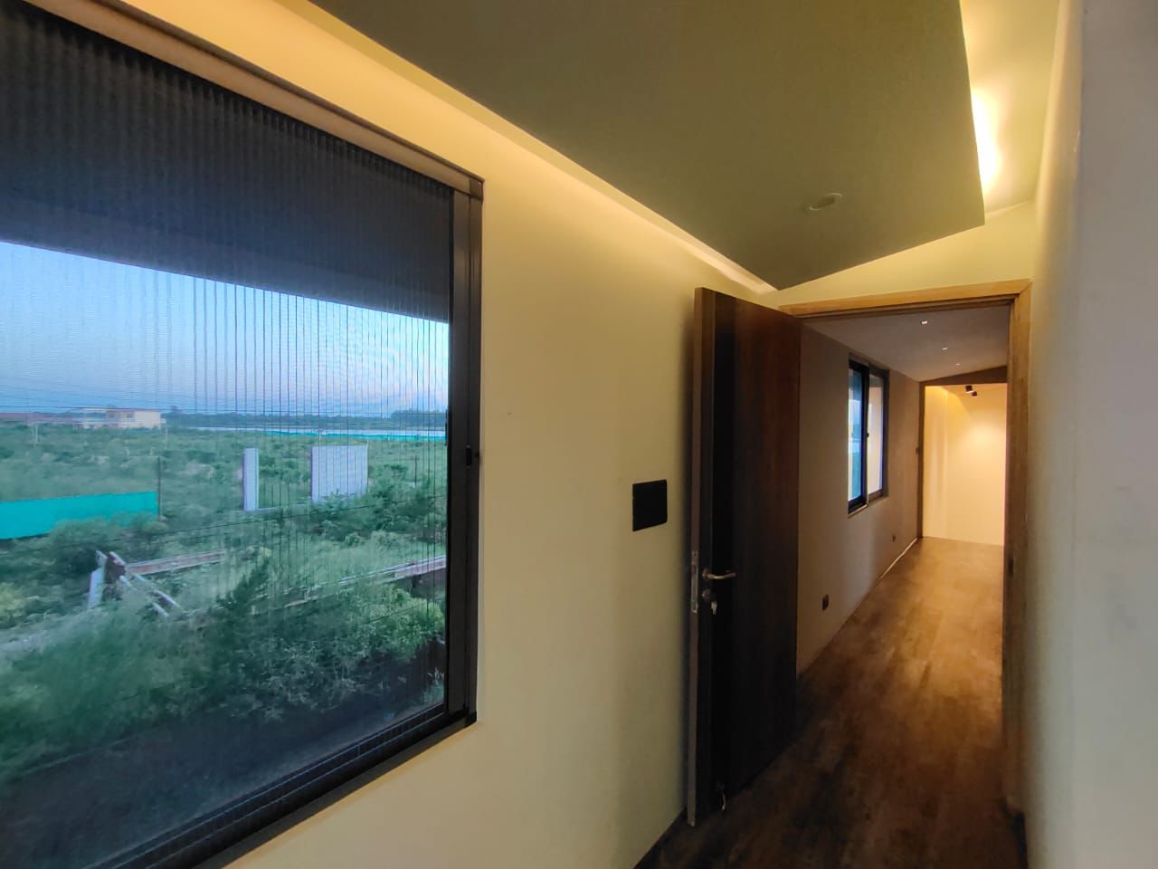 CHAUDHARY FARM HOUSE 04π‘ (Noida)