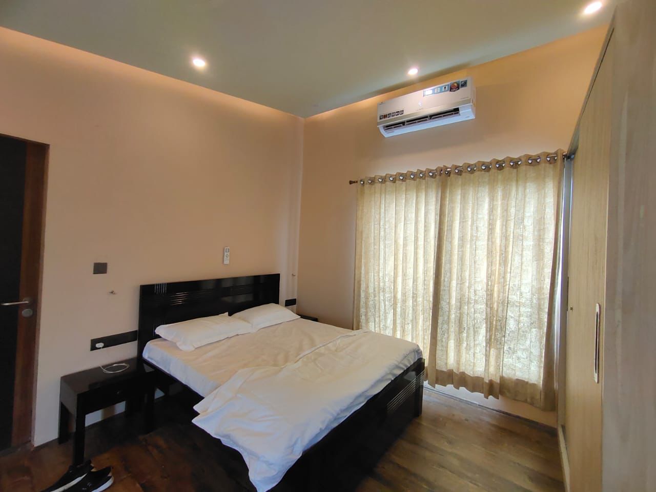 CHAUDHARY FARM HOUSE 04π‘ (Noida)