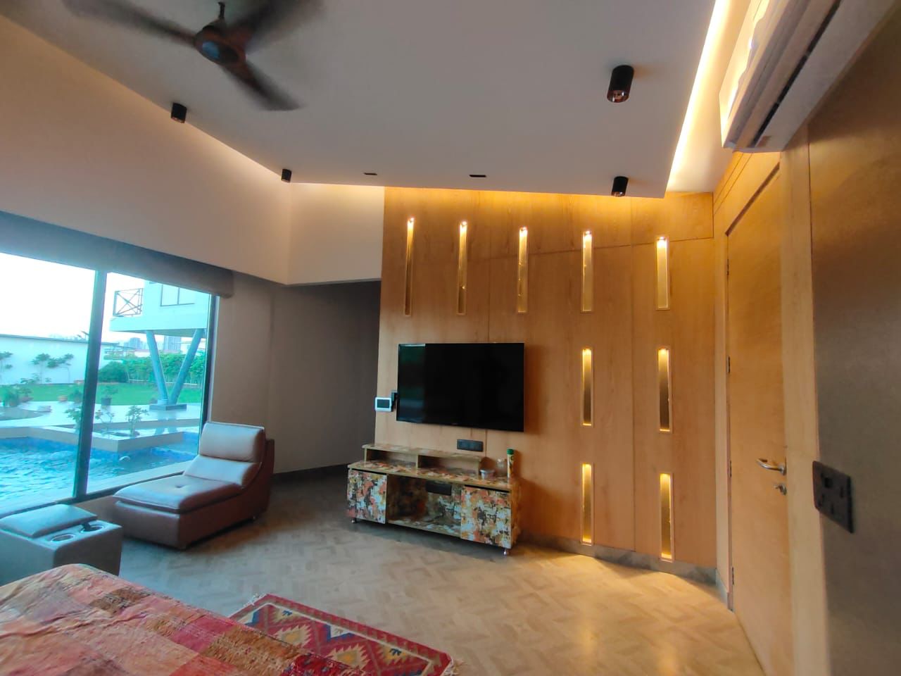 CHAUDHARY FARM HOUSE 04π‘ (Noida)